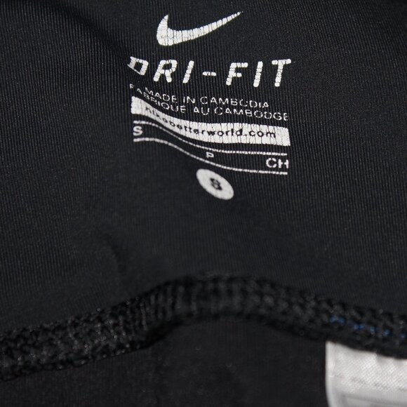 Black Nike Dri Fit Capris Size Small - Picture 3 of 5